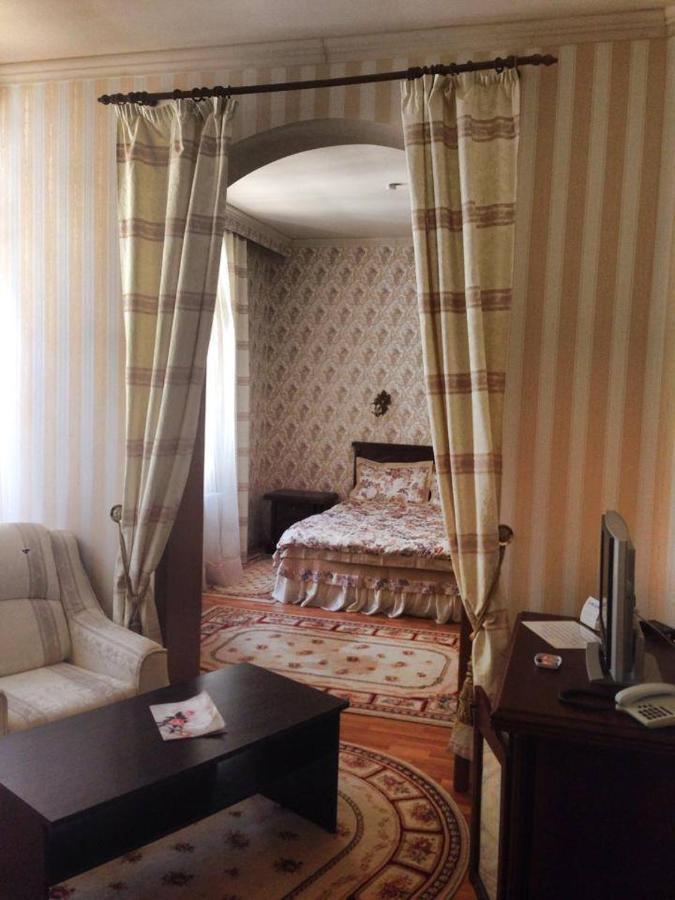 Vila Cerbul Albastru Hotel Moneasa Buitenkant foto