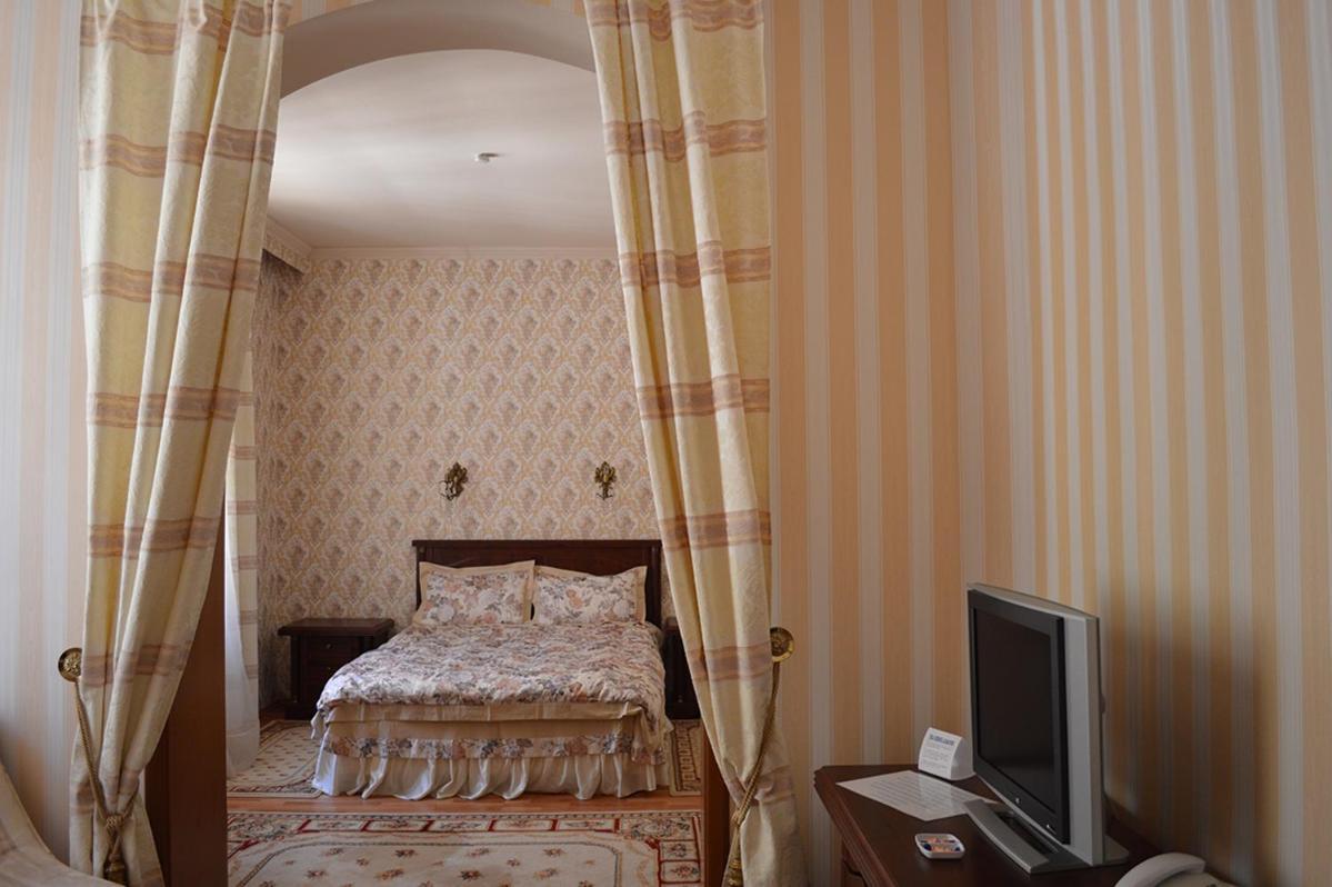 Vila Cerbul Albastru Hotel Moneasa Buitenkant foto